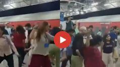 Dance Ka Video: समय से पहले स्टेशन पहुंच गई ट्रेन तो खुश हो गए यात्री, प्लेटफॉर्म पर ही करने लगे गरबा- देखें वीडियो