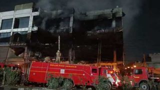 Delhi`s Mundka fire: 27 मौतों के बाद अब भी 29 लोग लापता, बढ़ सकता है मृतकों का आंकड़ा