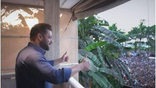 Salman Khan Wishes Eid Mubarak in His Trademark Swag From Balcony, Bhai Fans go Crazy - Watch Viral Video