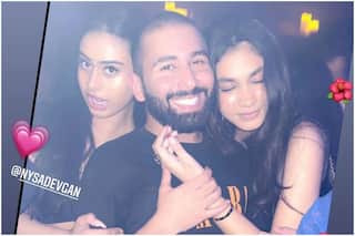 Nysa Devgan Parties Hard With Friends in London, Wears Black-on-Black For Club Night - See Viral Pics
