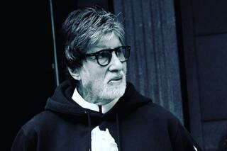 Big B Shuts Trolls With Savage Reply, Proves That He is the True Shahenshah