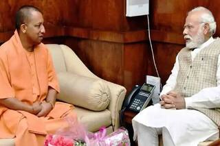 यूपी: PM मोदी और CM योगी के खिलाफ अभद्र टिप्‍पणी करने पर सपा नेता समेत तीन पर केस दर्ज
