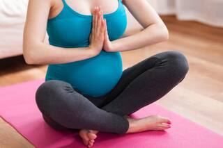 International Yoga Day 2022: प्रेगनेंसी के दौरान कौन-से महीने में योग करना है सुरक्षित?