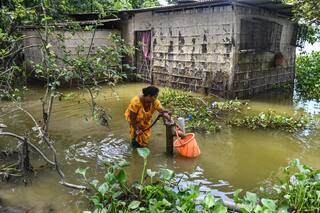Odisha Weather Update: IMD Issues Red Alert In 7 Districts, Flood Alert Issued For Mahanadi