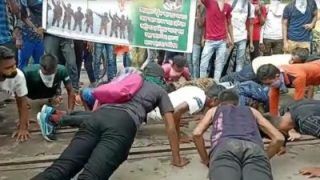 Unique Protest: Agnipath Agitators Do Push-ups On Railway Tracks at Barrackpore Station in West Bengal
