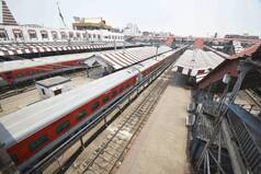 Over 700 Trains Fully and Partially Cancelled Amid Agnipath Protests. Check Full List Here