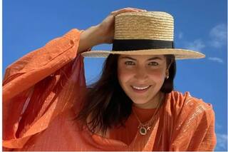 Anushka Slays Her Beach Look in Maldives With Tangerine Monokini And Hat