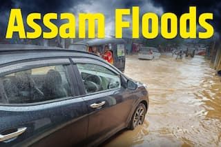 Assam Flood: असम में बाढ़ मचा रही तबाही, हाईवे पर टेंट लगाकर रह रहे लोग, बारिश की संभावना