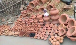 वास्तु टिप्स: घर में जरूर रखें मिट्टी का ये सामान, बदल जाएगी किस्मत और होगी धन की बरसात