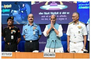 Agnipath: All 3 Armed Services Chiefs to Meet PM Modi Today, to Brief Him on Recruitment Scheme