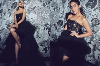 Hotness Overload! Sara Ali Khan Looks 'Chaka Chak' in Black Tulle Dress at IIFA Awards 2022-Pics