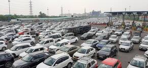 Massive Traffic Jam on Delhi-Gurugram Expressway, DND Flyway Amid Bharat Bandh Call, Commuters Irked