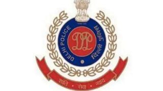 दिल्ली के यमुना खादर इलाके में छापेमारी करने गई पुलिस पर फायरिंग, जवाबी कार्रवाई में दो को लगी गोली