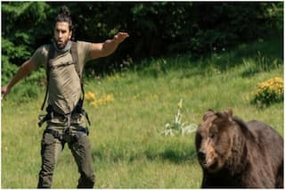 Ranveer Singh is All Set For Adventurous Ride With Bear Grylls in 'Ranveer VS Wild'; When And Where to Watch?