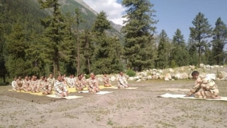 ITBP Jawans Practice Yoga at High-Altitude in Himachal Pradesh, Inspire The Internet | Watch