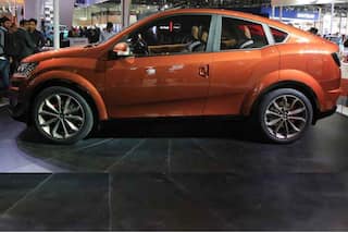 सामने आया महिंद्रा की आने वाली इलेक्ट्रिक कार का टीजर, XUV 900 लॉन्च कर सकती है Mahindra