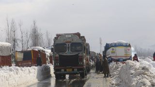 Jammu-Srinagar Highway Closed for Traffic Due to Bad Weather