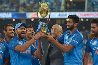 Asia Cup 2022: श्रीलंका में नहीं अब UAE में होगा एशिया कप, सौरव गांगुली ने किया ऐलान