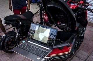 Electric Motorcycles Flood Havana Amid Diesel Shortages