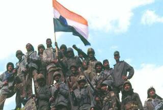 'They Never Gave Up': Anand Mahindra Pays Tribute to Soldiers on 23rd Kargil Vijay Diwas | Watch