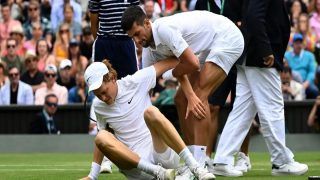 Novak Djokovic's Gesture Towards Jannik Sinner During Q/F is Heartwarming | VIRAL VIDEO