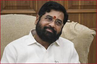 महाराष्ट्र में फिर सियासी चहलकदमी के बीच शिवसेना के 12 सांसदों को Y कैटेगरी की सुरक्षा