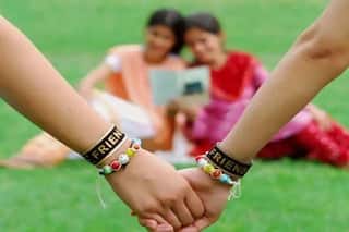 Friendship Day 2022 : बच्चों को जरूर सिखाएं दोस्ती करने के ये लाजवाब तरीके, जीवन में हमेशा चुनेंगे सही दोस्त