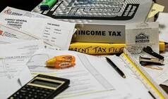 Income Tax Rebate : अगर आप सरकार की इन स्कीम्स में करेंगे निवेश, तो आपको ब्याज के अलावा ये लाभ भी मिलेगा