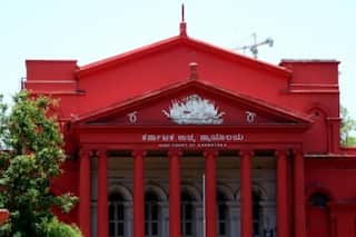 'पत्नी को ATM के रूप में इस्तेमाल करना मानसिक प्रताड़ना जैसा', कर्नाटक हाईकोर्ट ने दी तलाक को मंजूरी
