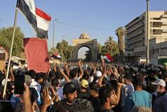 Iraq: Thousands Of Protesters Storm Parliament In Baghdad   s Green Zone