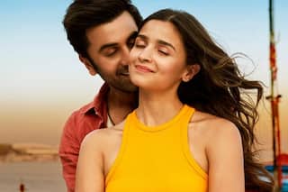 Ranbir Shares One More Hint on Expecting Twin Babies With Alia-Is it For  Real?