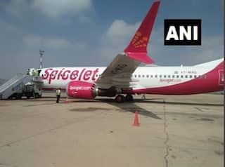 Delhi-Dubai SpiceJet Flight Makes Emergency Landing in Karachi After Technical Glitch