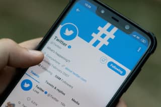 Twitter Latest Feature Update: Twitter May Soon Allow Posting Images, Videos in One Multimedia Tweet