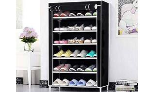 वास्तु टिप्स: इस दिन भूलकर भी न करें जूते-चप्पलों की शॉपिंग, भाग्य पर पड़ता है बुरा प्रभाव