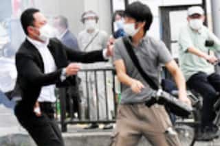 Dramatic Video of Attacker Who Shot Shinzo Abe Being Caught Emerges | WATCH