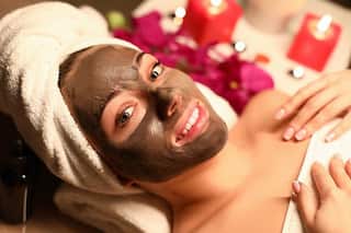 5 DIY Homemade Packs for Flawless Skin in Monsoon