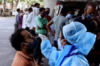 Covid Latest: 4 International Travellers From Myanmar Test Covid Positive at Delhi Airport