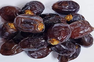 तेजी से वजन घटाने के लिए इस वक्त खाएं खजूर? फिर देखें कमाल
