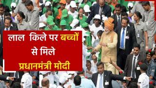 Independence Day 2022: लाल किले पर सम्बोधन के बाद बच्चों से मिले प्रधानमंत्री मोदी। Watch Video