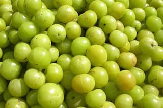 पिएं इस हरे फल का पानी, पेट की समस्या और मोटापा दोनों होंगे छुमंतर