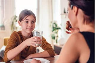 Is Drinking Water Unhealthy During Meals? Here's What You Should Know