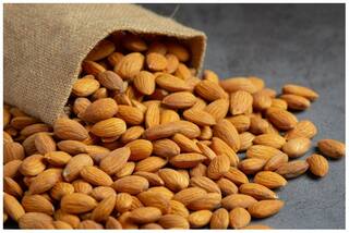 Almond Benefits: 5 Reasons Why These Nutty Delights Are Must in Your DIET