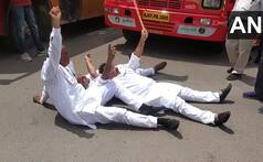 Congress Protests: Rahul Gandhi, Priyanka & Other Leaders Released After Being Detained For 6 Hours | Highlights