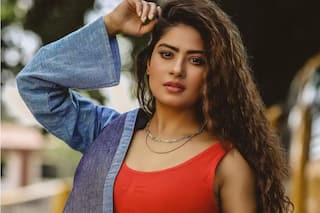 Krishna Mukherjee: नेवी ऑफिसर को वर्दी में देख दिल दे बैठीं एक्ट्रेस कृष्णा मुखर्जी, अगले महीने इस दिन है सगाई