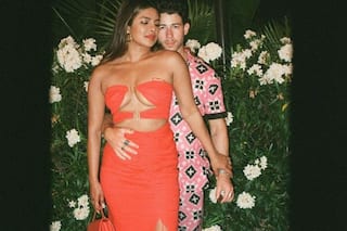 Priyanka Chopra Is A Perfect Arm Candy To Hubby Nick Jonas In This Unseen HOT Pic From Actress' 40th Birthday Bash