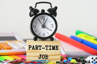 Top 10 Part-Time Jobs For College Students