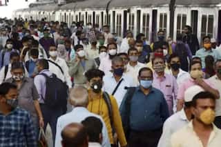 Coronavirus Update: देश में अगले 40 दिन महत्वपूर्ण, अधिकारियों ने जनवरी में कोरोना मामलों में बढ़ोतरी की जताई आशंका