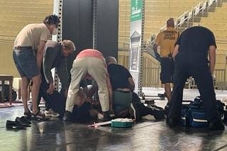 Salman Rushdie Stabbed in Neck at New York Event, Airlifted to Hospital; Attacker Arrested | Top Developments