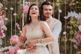 पहाड़ों में पहुंचे मिस्टर एंड मिसेज चहल, चोरबाजारी सॉन्ग पर थिरके, यूं कर रहे चिल