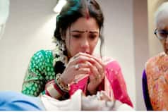 'Anuj, Saans Lete Rahiyega...' #MaAn Fans Cry With Anupama as She Prays For His Recovery
